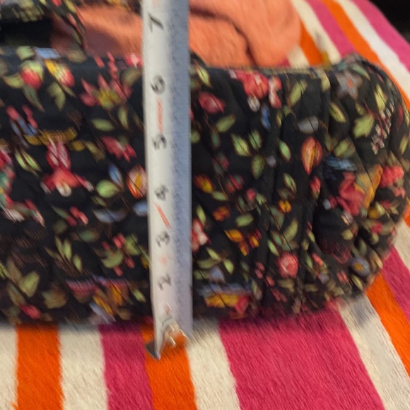 Vera Bradley purse - Picture 4 of 5